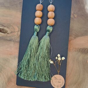 Kõrvarõngad pihlakas ja tutt / tumeroheline