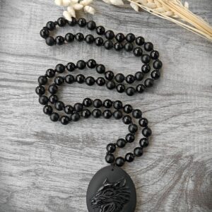 Obsidiaanist Hundpeaga kaelakee