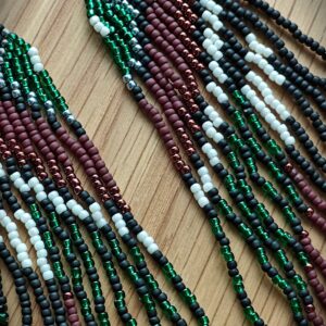 Seemnehelmestest kõrvarõngad "Linnutiib" /roheline