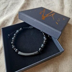 Musta ahhaadi käevõru